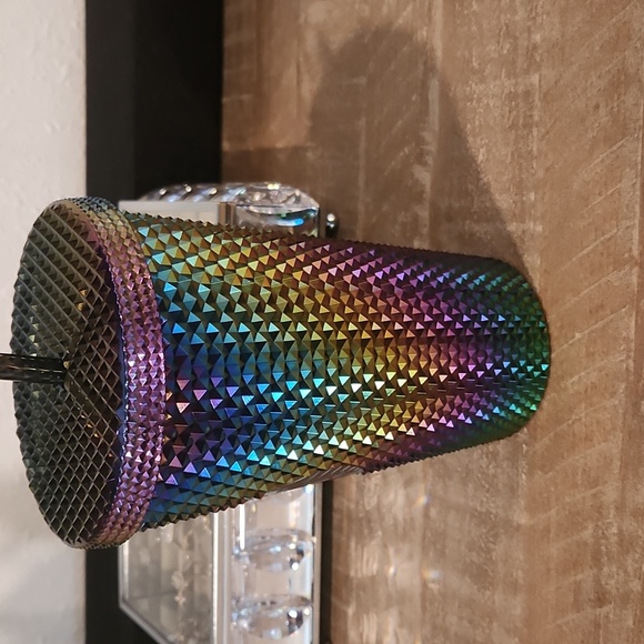 NEW Starbucks 2023 Oil Slick Tumblr 16oz - Picture 5 of 5